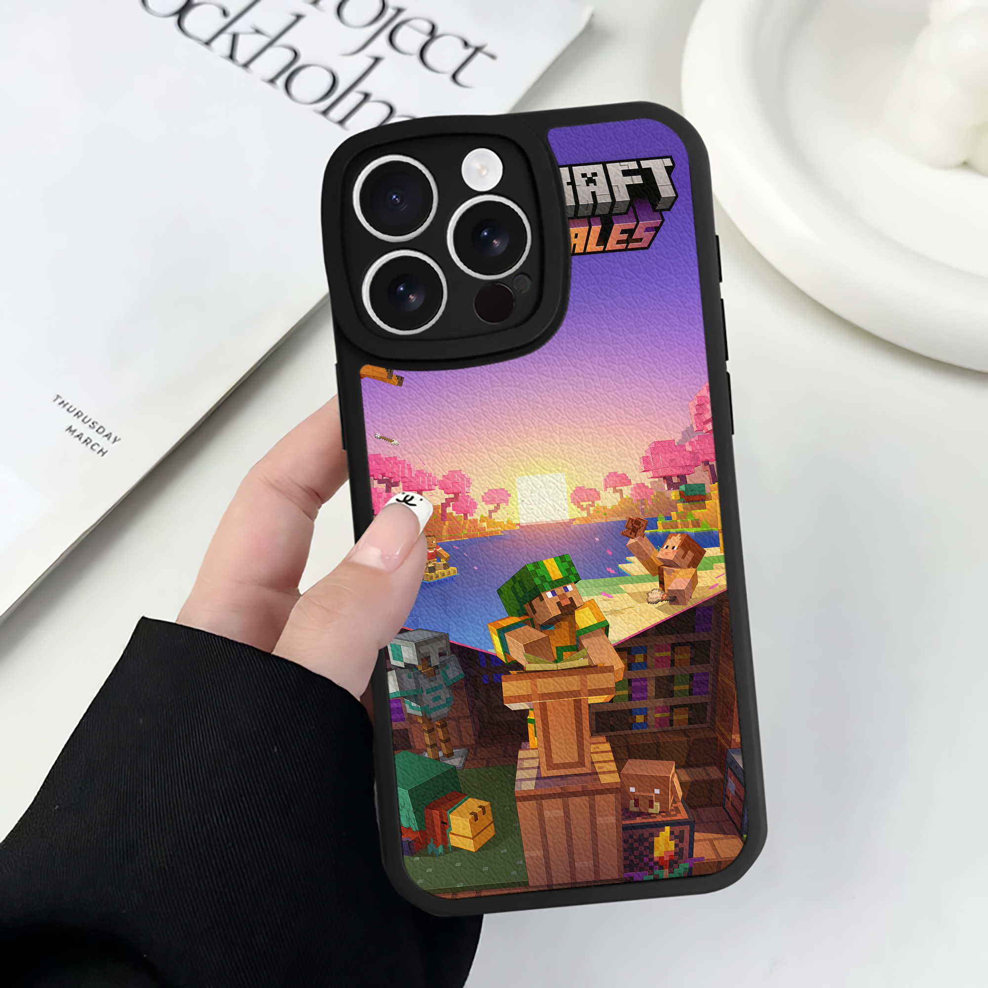 （画像用） マインクラフト ブロックの世界 Minecraft MC Block world 【iPhone 16シリーズ対応】シリコンスマホケース（レザー調） 材質：シリコン